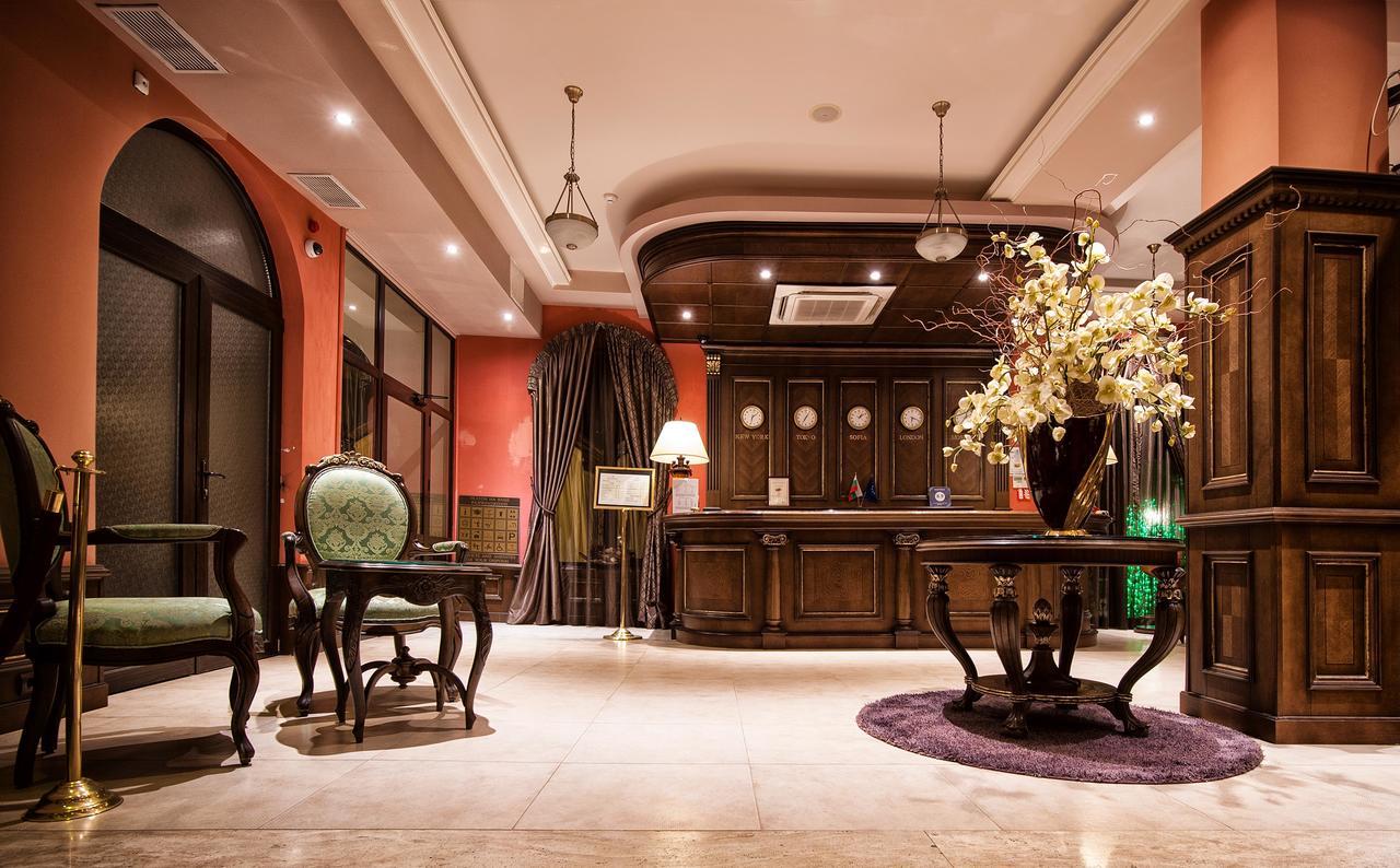 Hotel Chinar Hisarya Eksteriør billede