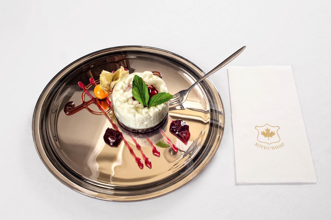 Hotel Chinar Hisarya Eksteriør billede